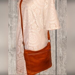 MERCI MARIE ITALIAN LEATHER CROSSBODY